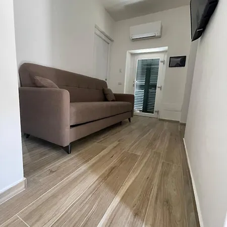 بيت للعطل Roose Two-room Pt 97 With Private Courtyard