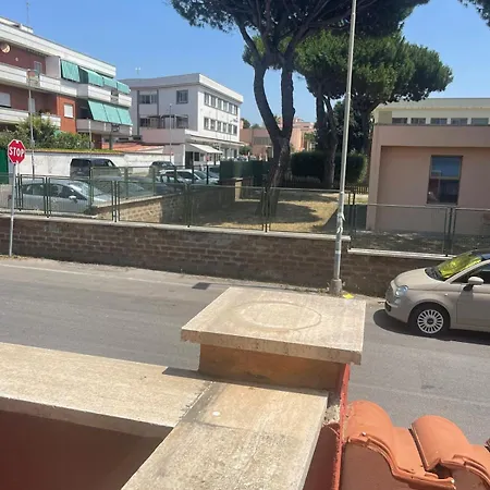 Roose Two-room Pt 97 With Private Courtyard * Anzio